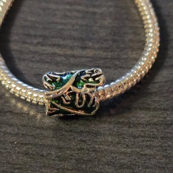 NWOT Pandora Monstera Leaf Charm For Bracelet or Chain - Picture 4 of 4